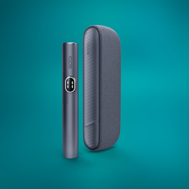 2025 IQOS ILUMA i Kit in Midnight Black
